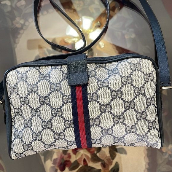 Gucci crossbody - Picture 3 of 17